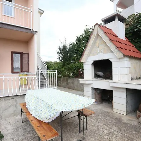 Mare Διαμέρισμα Τρογκίρ
